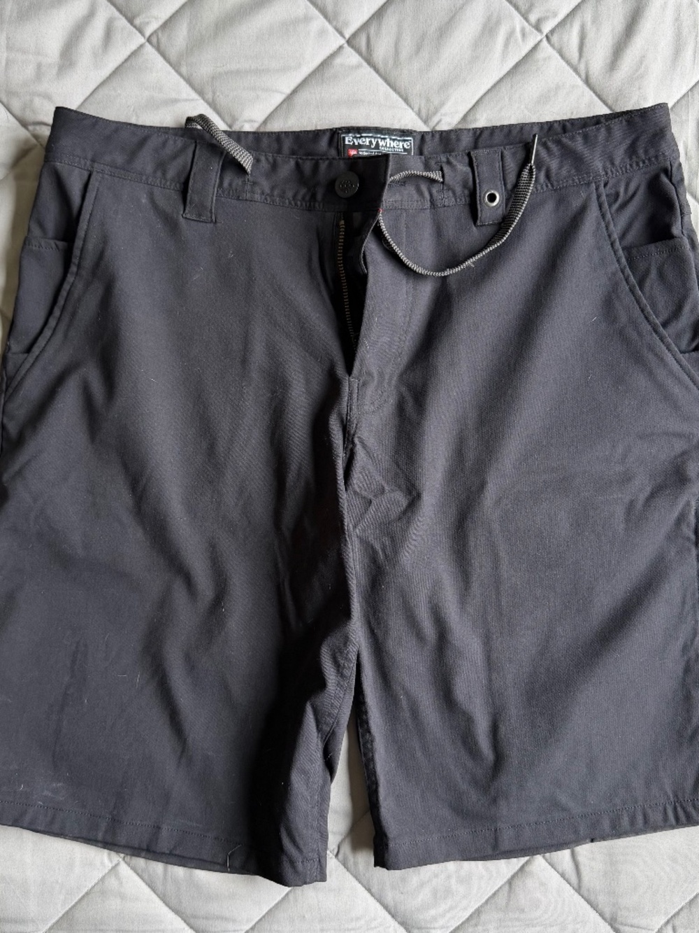 686 - Everywhere Short (Hybrid, 32)